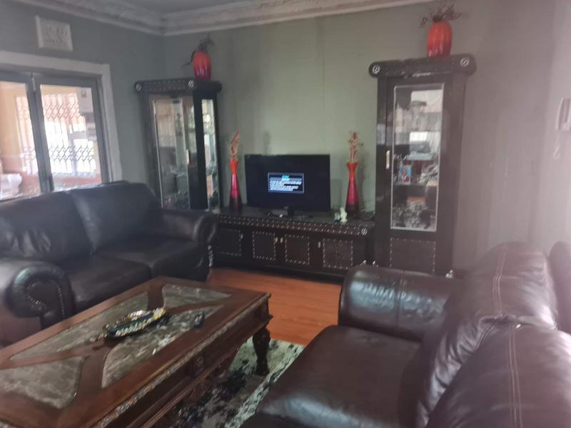 6 Bedroom Property for Sale in Southernwood Eastern Cape